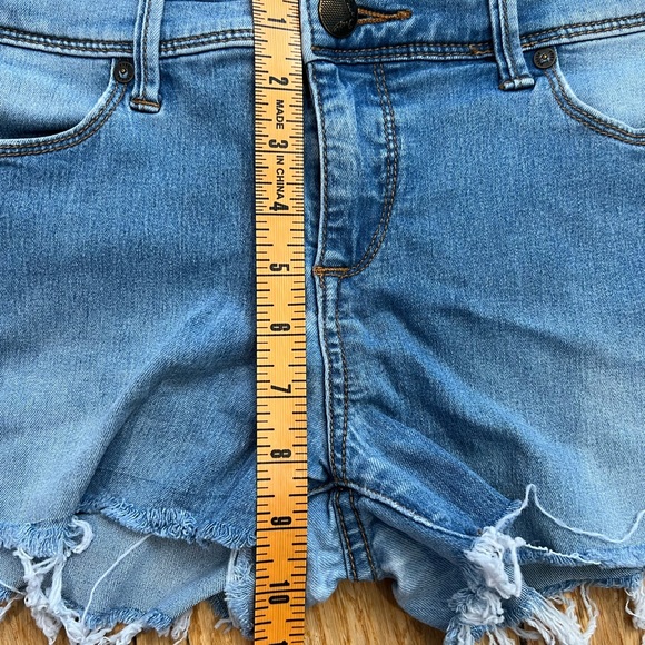 Free People cut off shorts - Picture 7 of 7